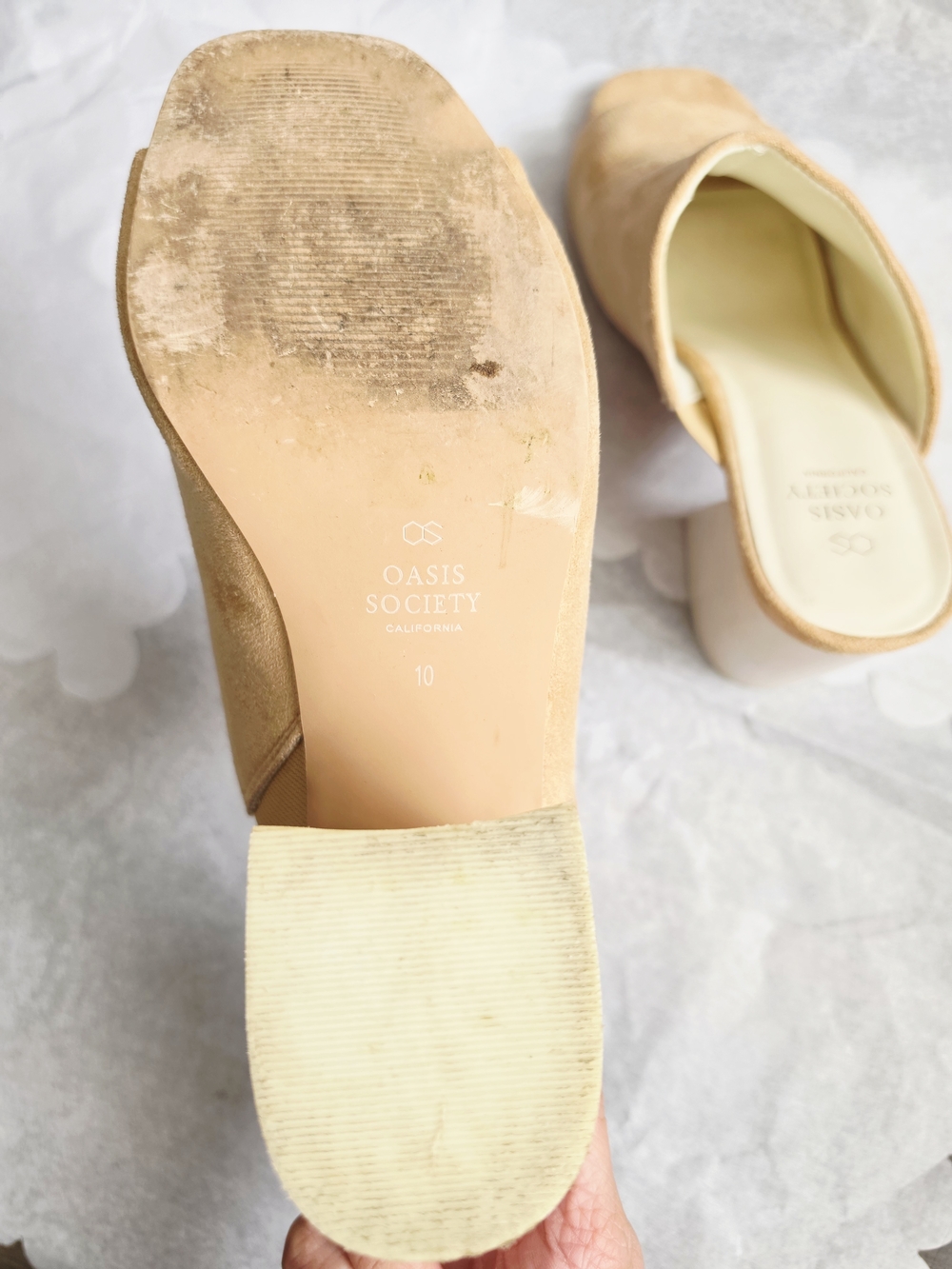 Oasis Society Tan Faux Suede Block Heel Square Toe Mules Sandals Women's 10 - Picture 8 of 9